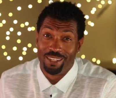 Deon Cole Pictures